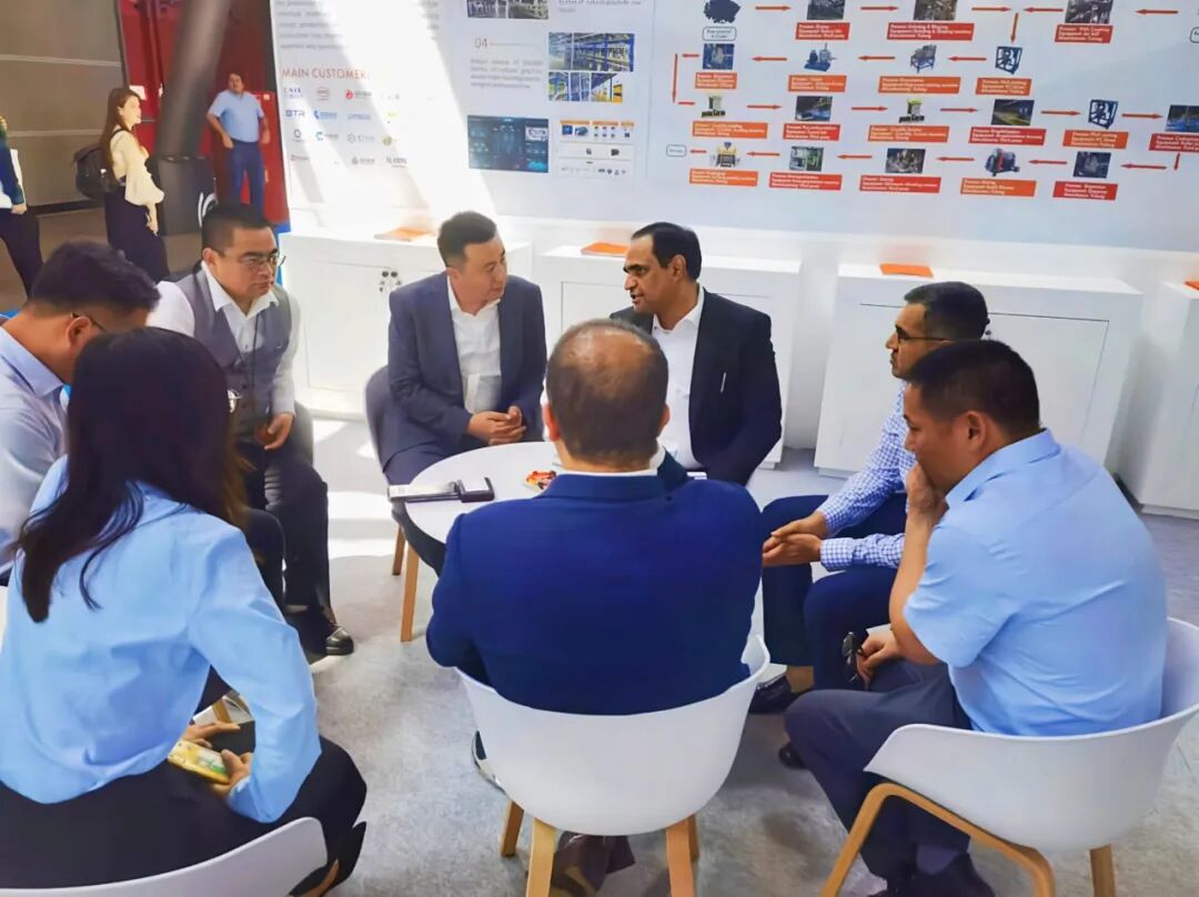 640KY3L5LFW.jpg 640KY3L5LFW.jpg