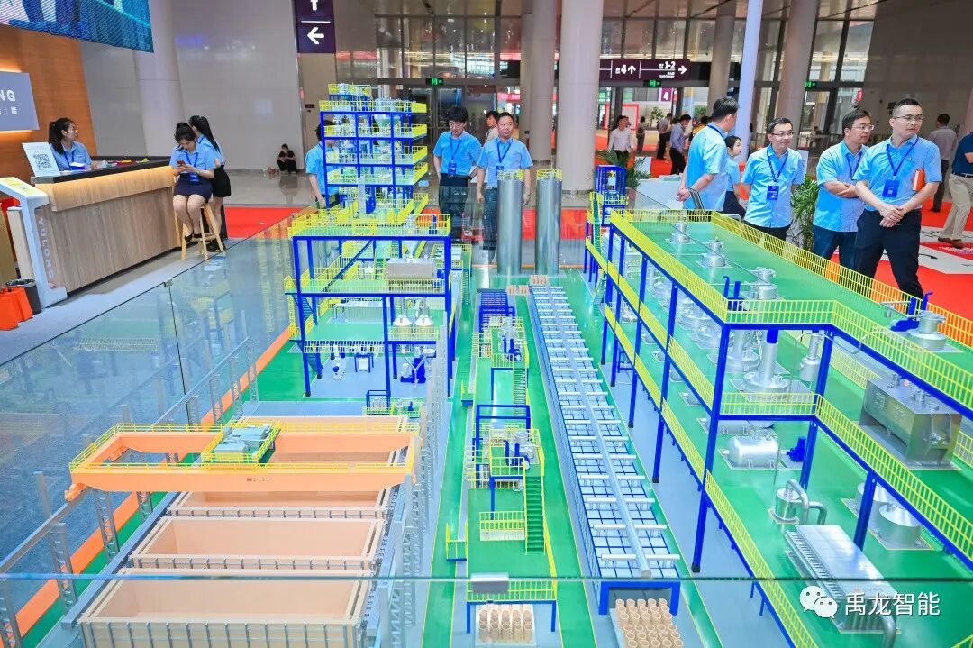 640RYWA3QIA.jpg 640RYWA3QIA.jpg