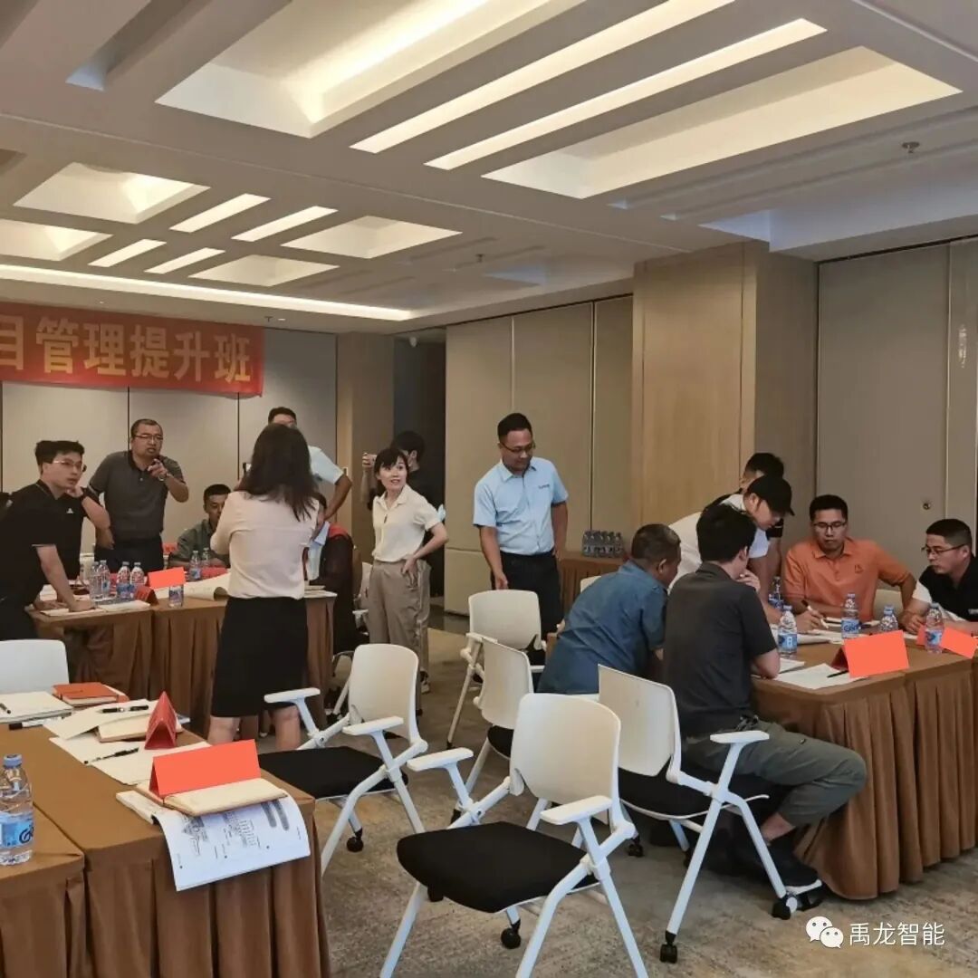 640ACOVZSMI.jpg 640ACOVZSMI.jpg