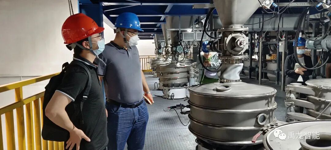 640MHSIDWD9.jpg 640MHSIDWD9.jpg