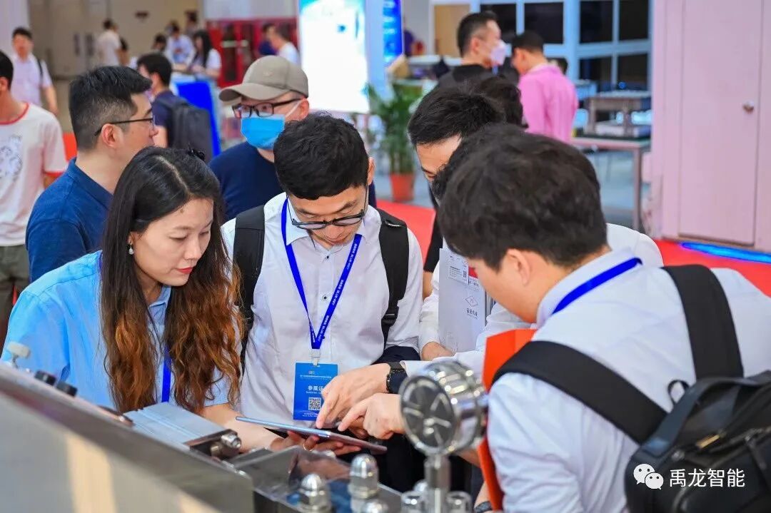 64029X0HVBU.jpg 64029X0HVBU.jpg